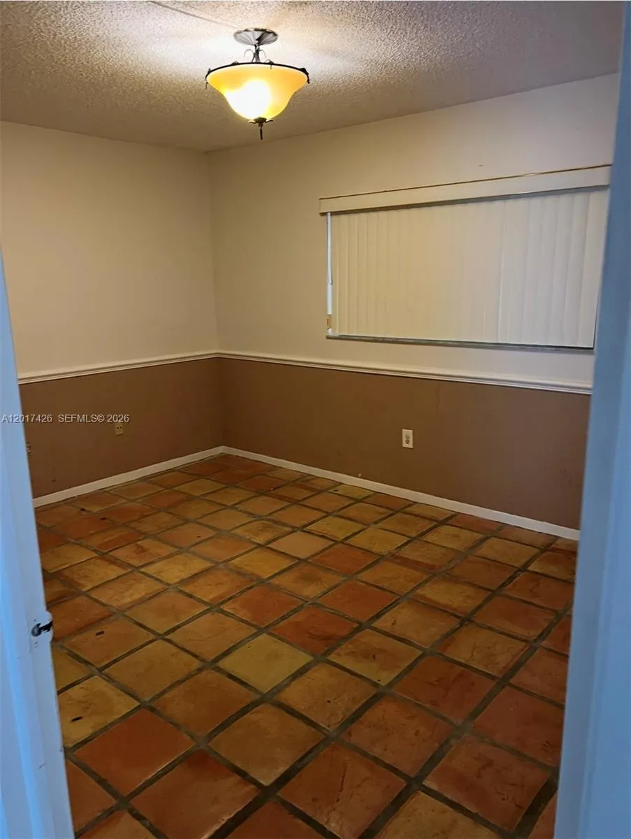 8035 SW 107th Ave # 203, Miami FL 33173