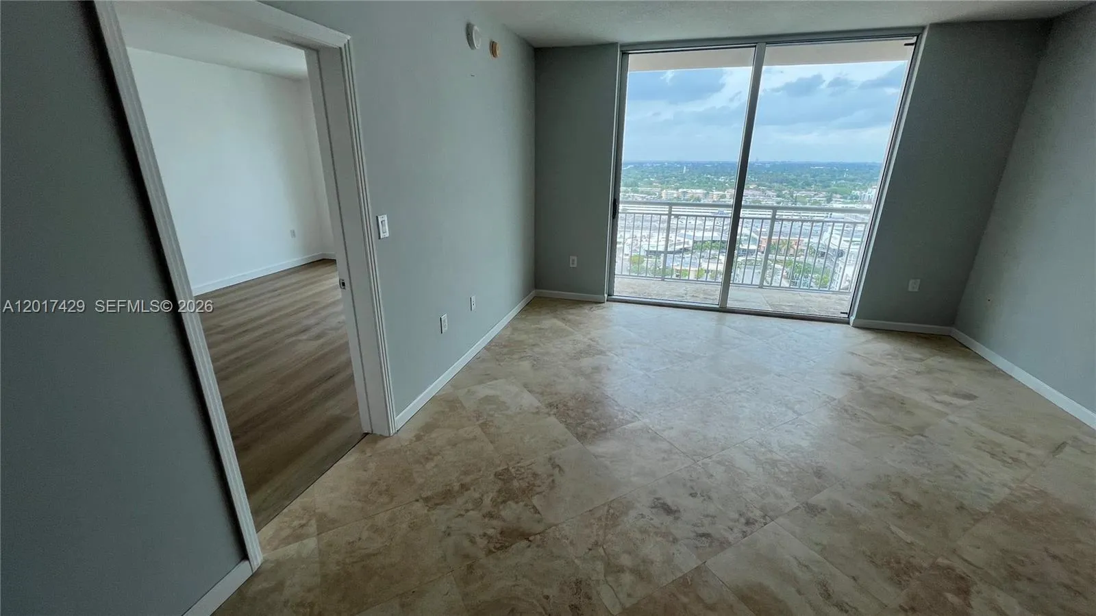 9055 SW 73rd Ct # 2007, Miami FL 33156