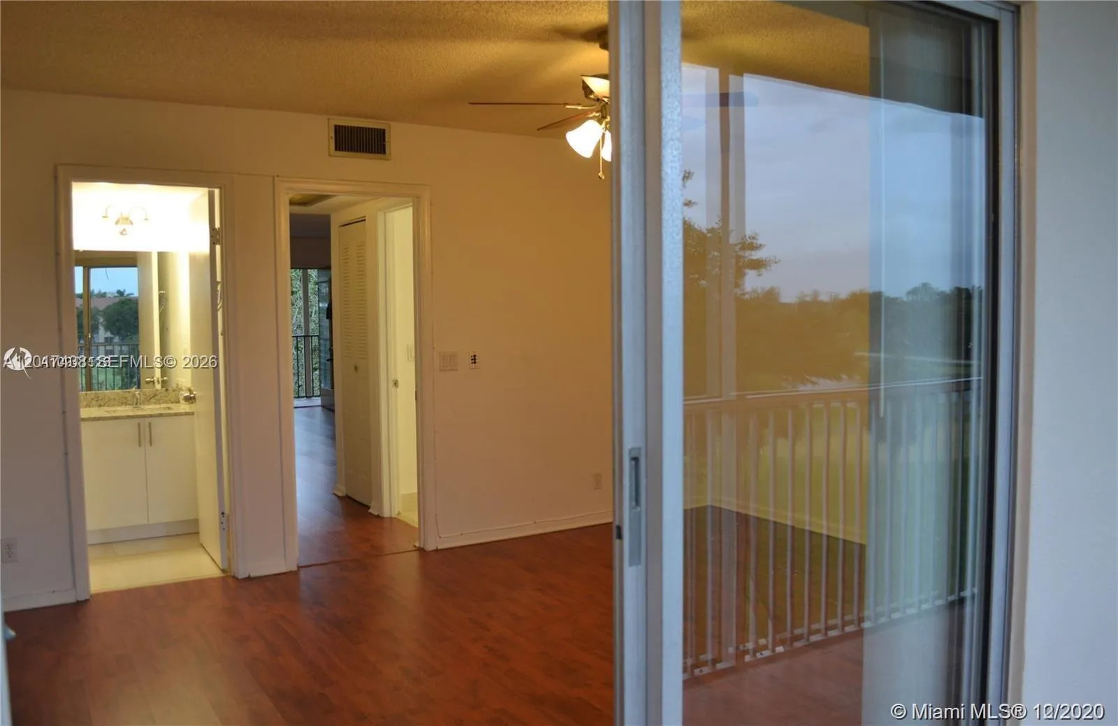 101 SW 132nd Way # 415J, Pembroke Pines FL 33027