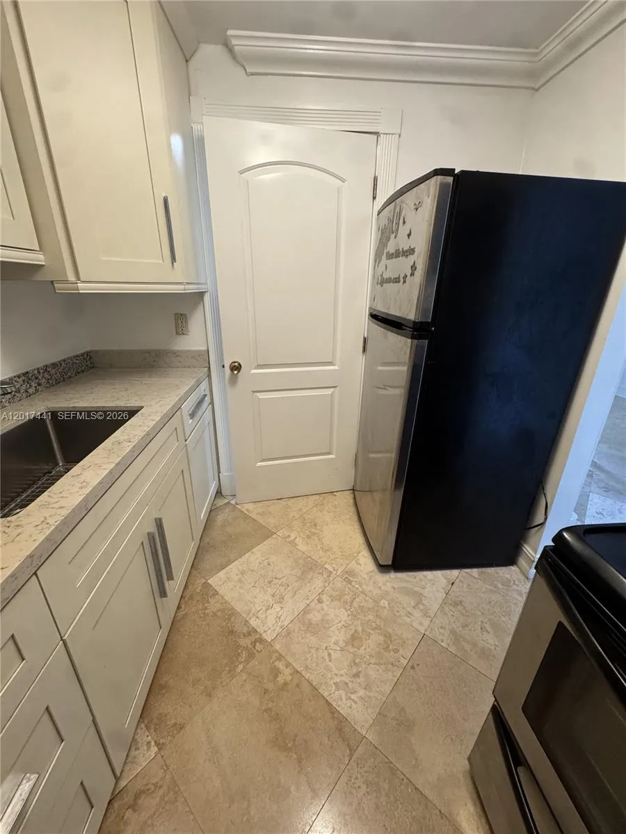 1407 NE 56th St # 316, Fort Lauderdale FL 33334