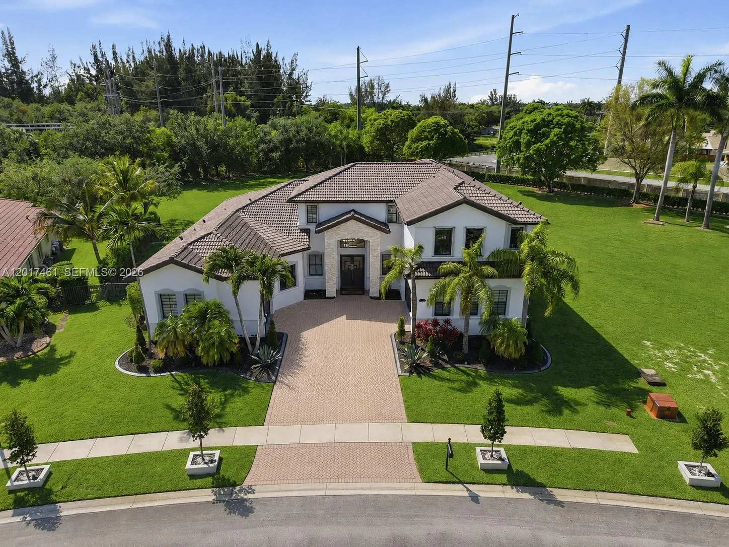 5 bedroom 4 bath for sale at 1748 SW 195th Ave, Miramar FL 33029