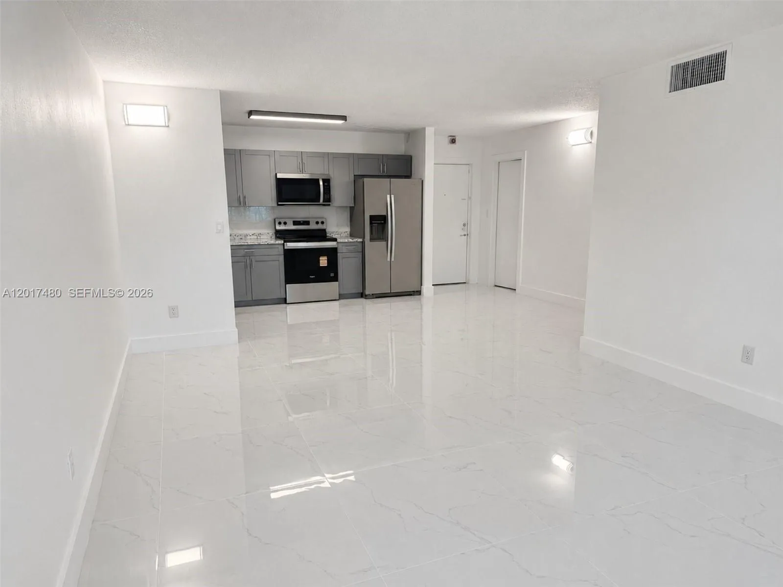 14830 Naranja Lakes Blvd, Homestead FL 33032