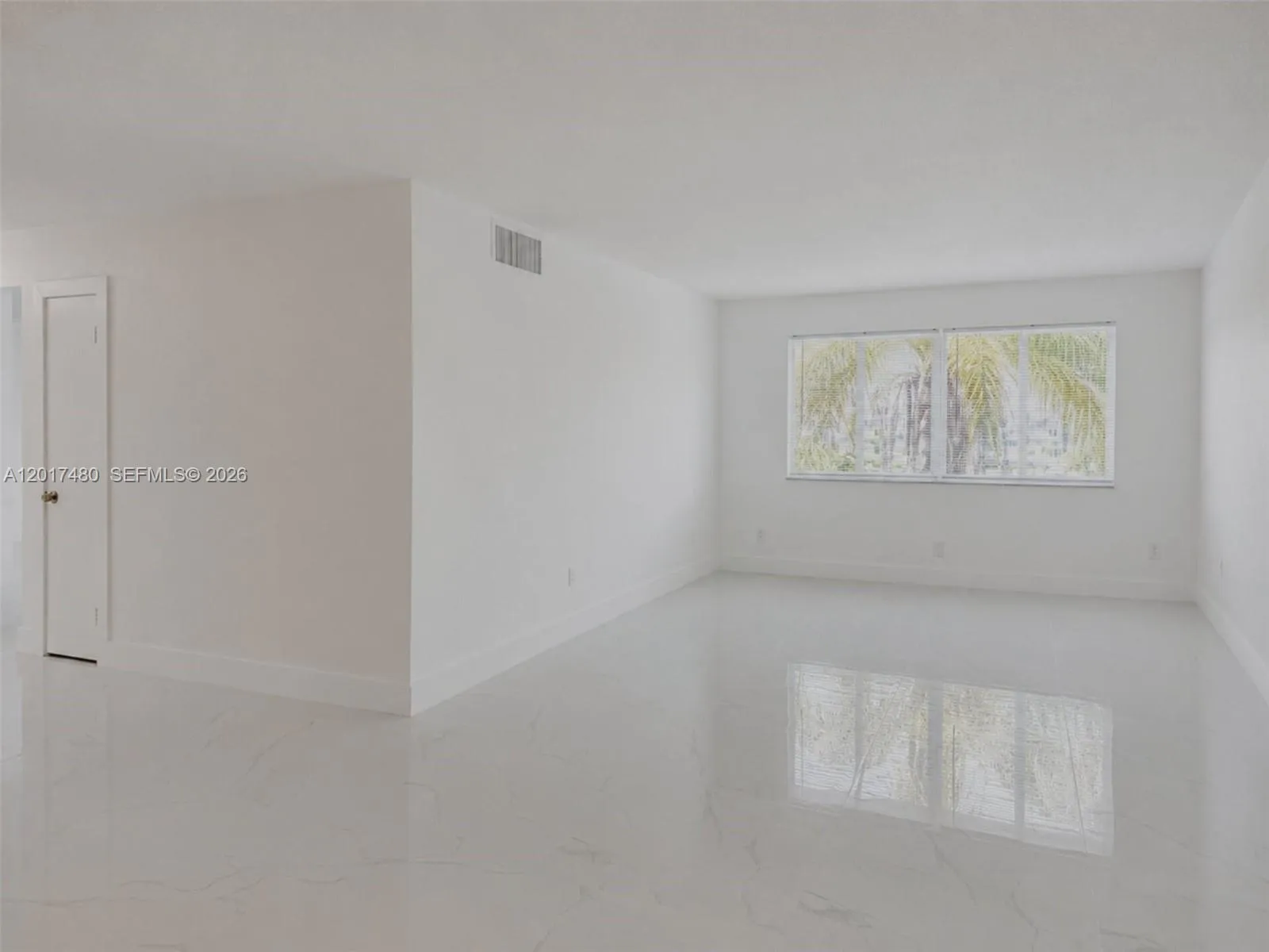 14830 Naranja Lakes Blvd, Homestead FL 33032