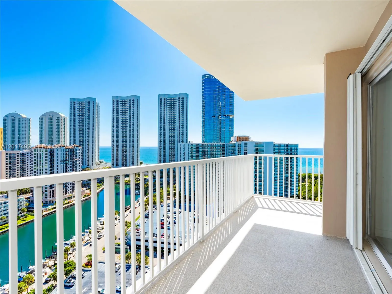 300 Bayview Dr # 2115, Sunny Isles Beach FL 33160