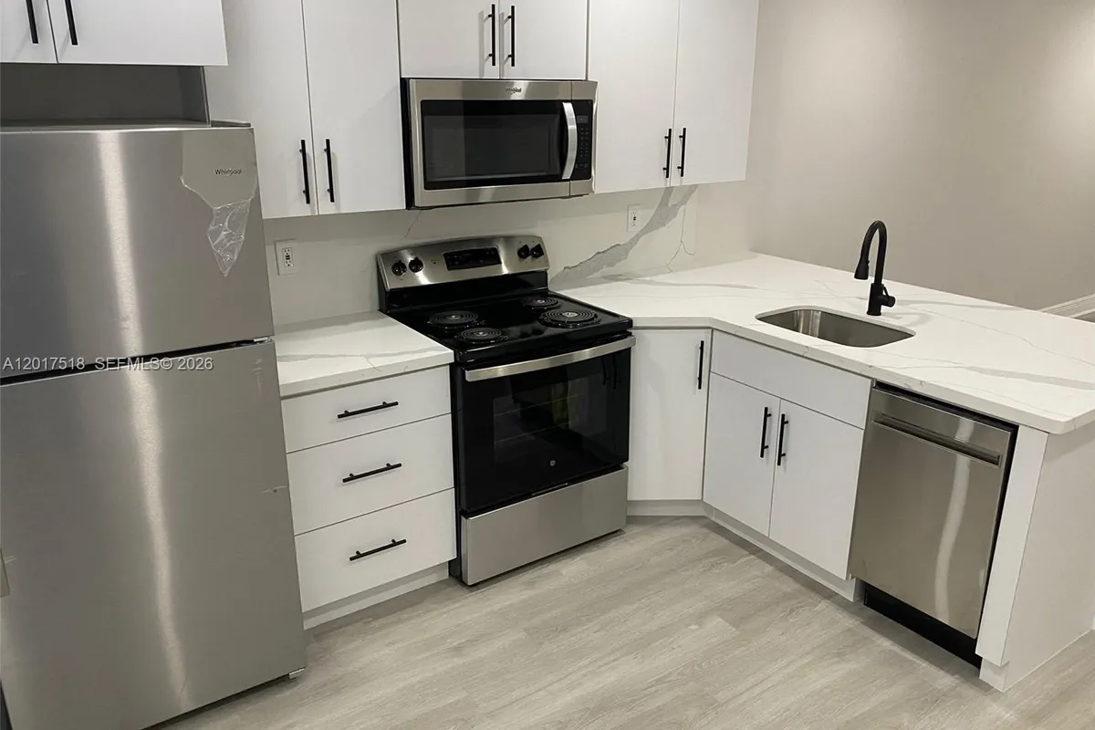 4650 W Flagler St # 3, Miami FL 33134