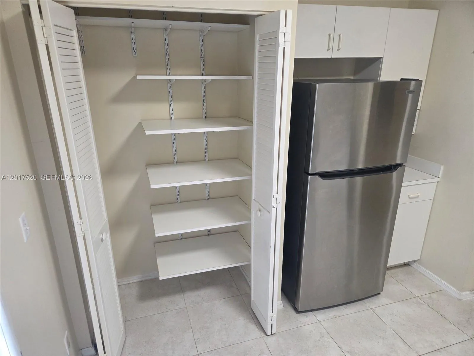 47 Simonton Cir, Weston FL 33326