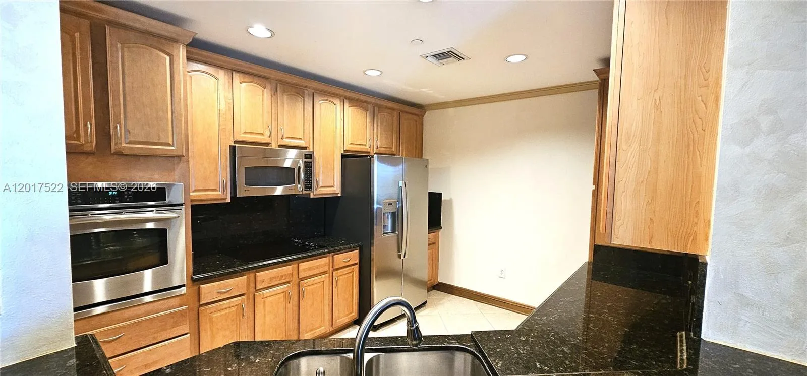 16102 Emerald Estates Dr # 306, Weston FL 33331