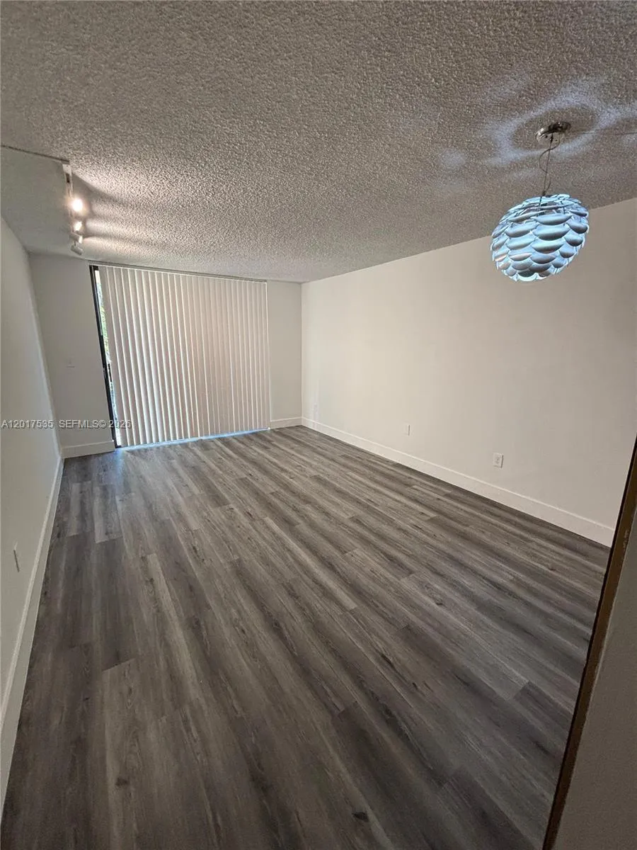 14321 N Kendall Dr # 303F, Miami FL 33186