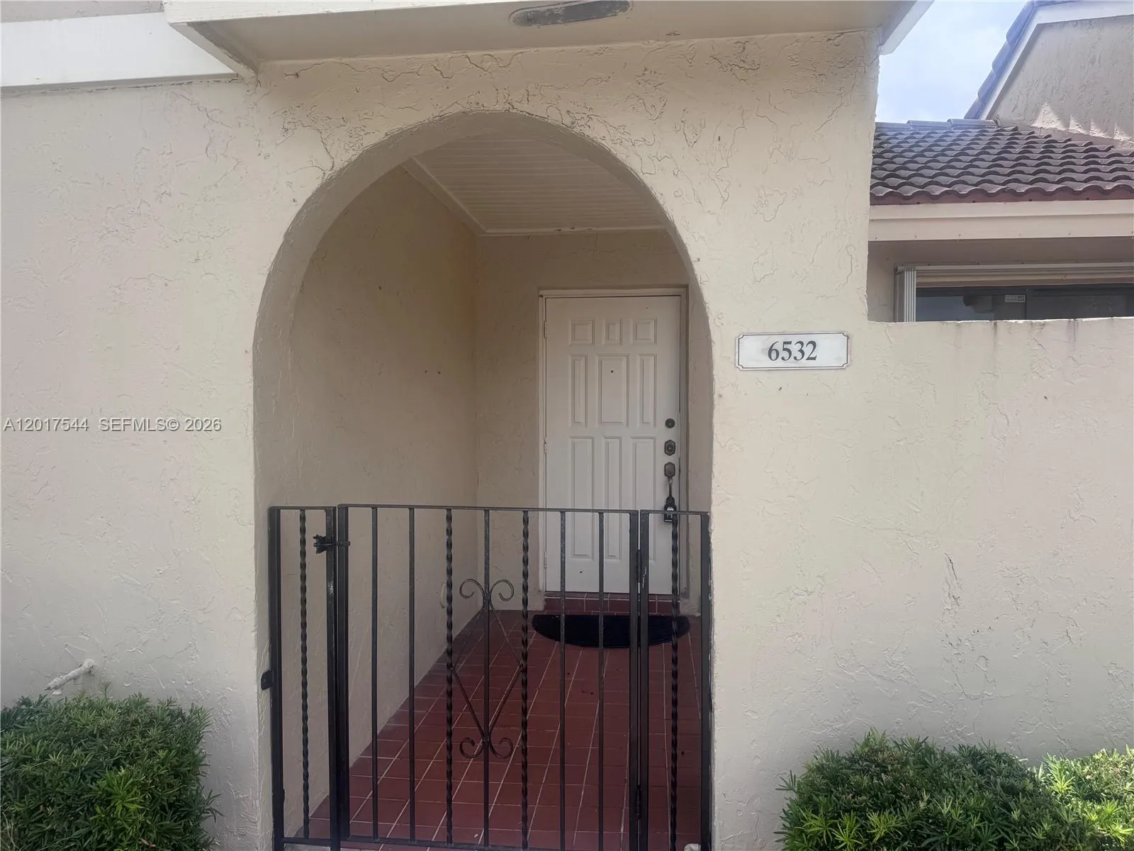 6532 NW 170th Ter, Hialeah FL 33015