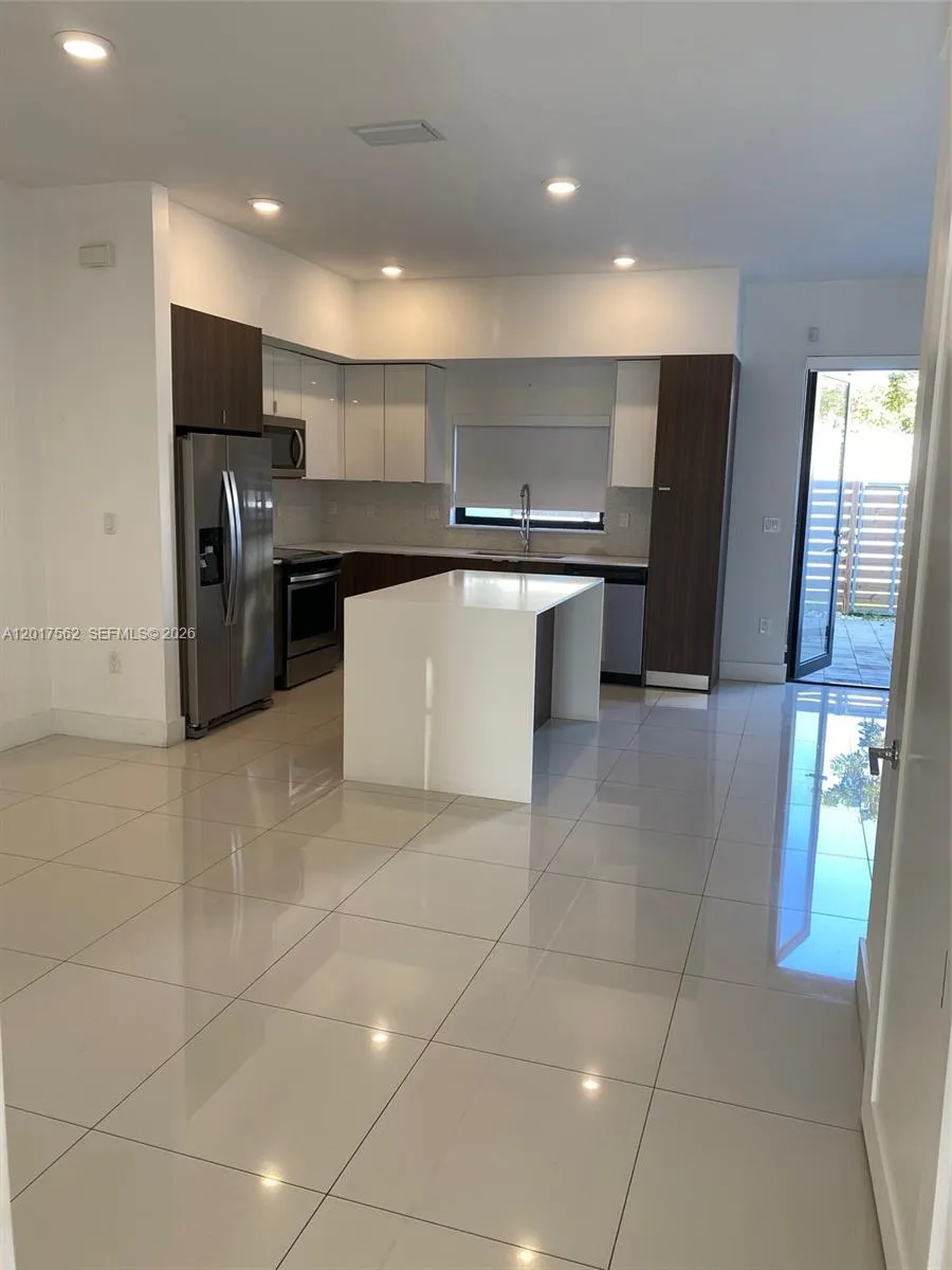 10505 SW 118th Ave # 10505, Miami FL 33186