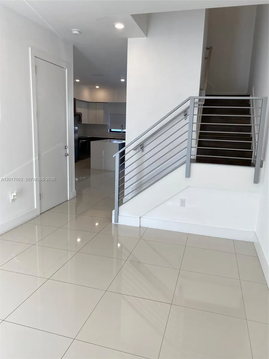 10505 SW 118th Ave # 10505, Miami FL 33186