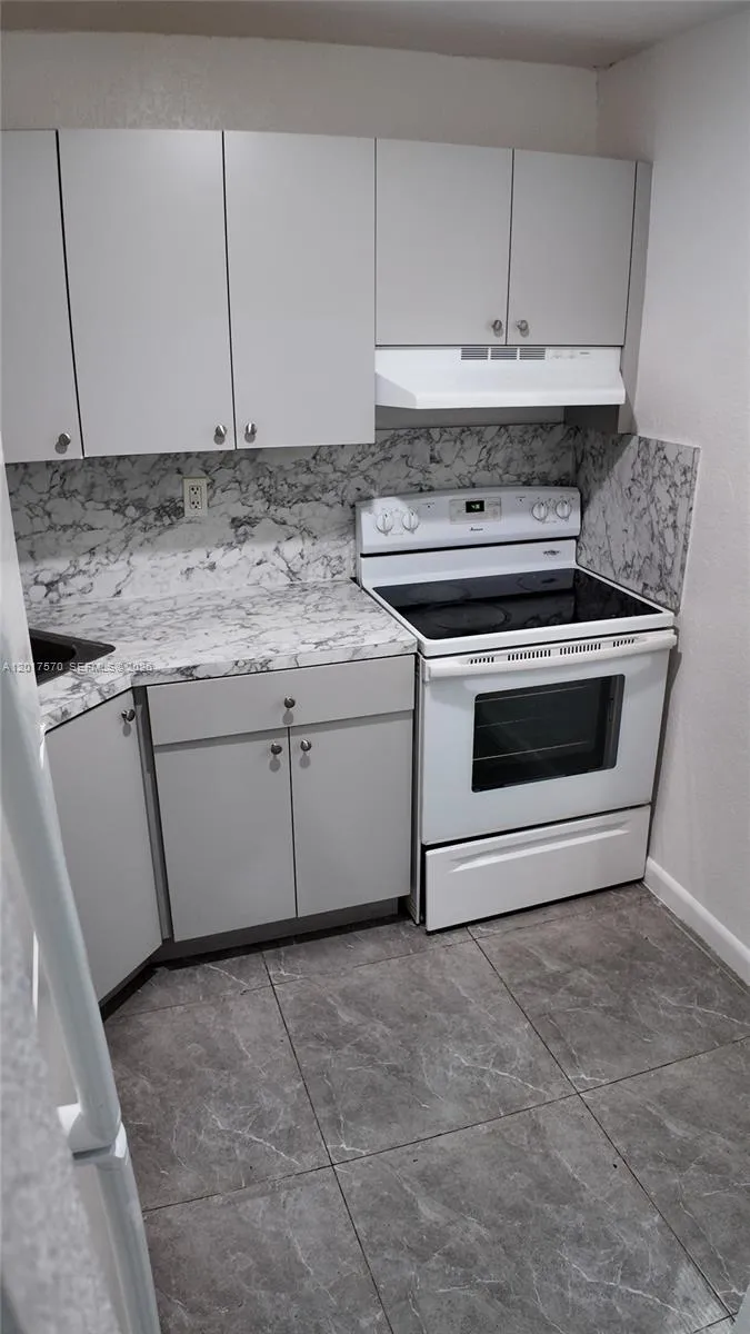 10820 SW 200th Dr # 141, Cutler Bay FL 33157
