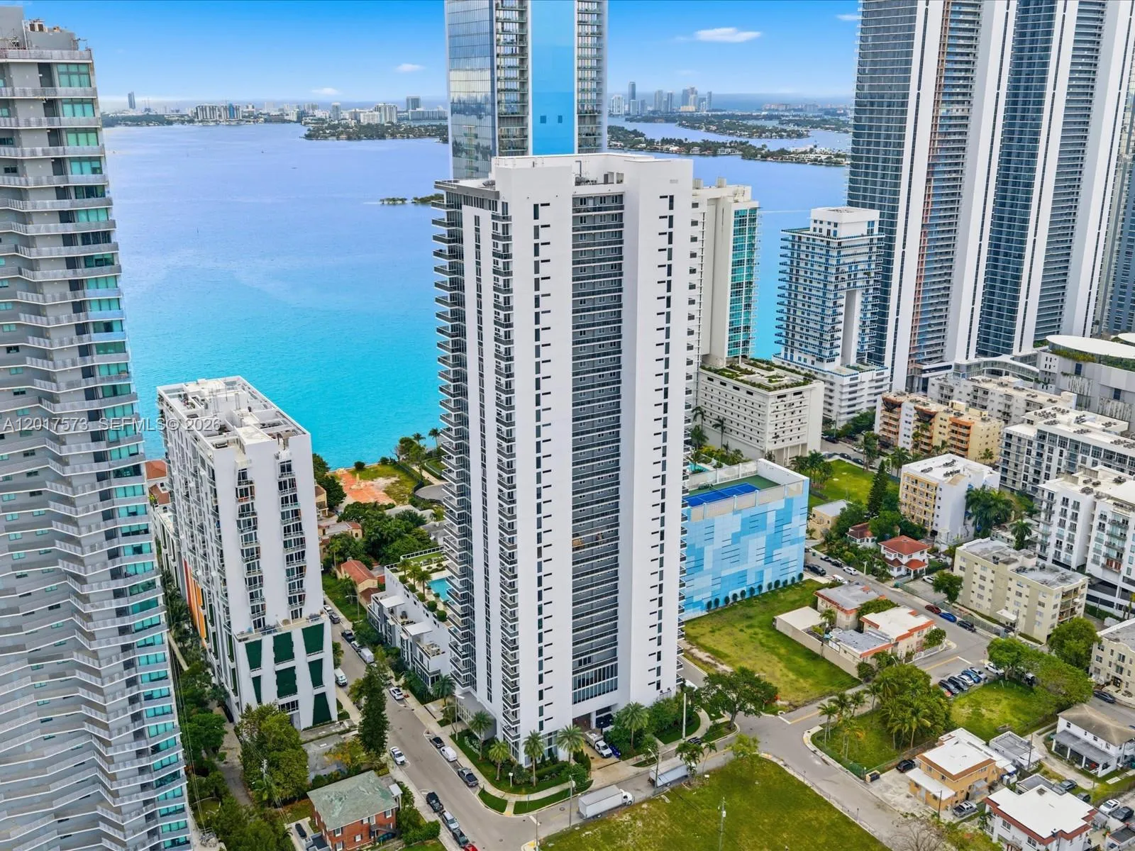 600 NE 27th St, Miami FL 33137