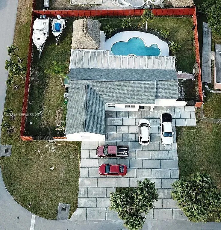 15481 SW 155th Ter, Miami FL 33187