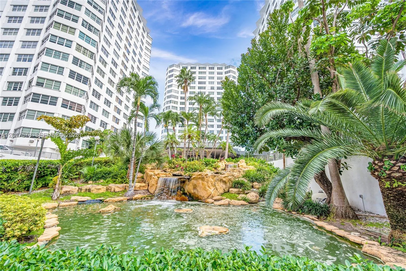 999 Brickell Bay Dr # 504, Miami FL 33131