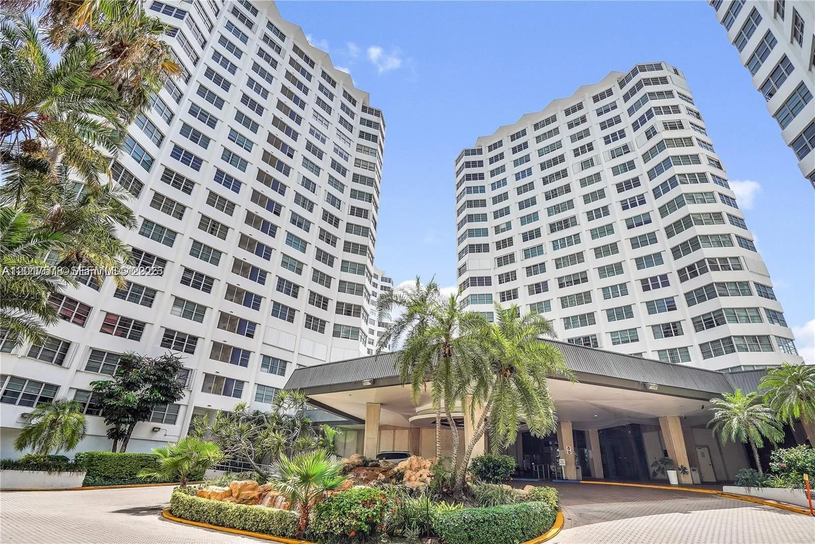 999 Brickell Bay Dr # 504, Miami FL 33131