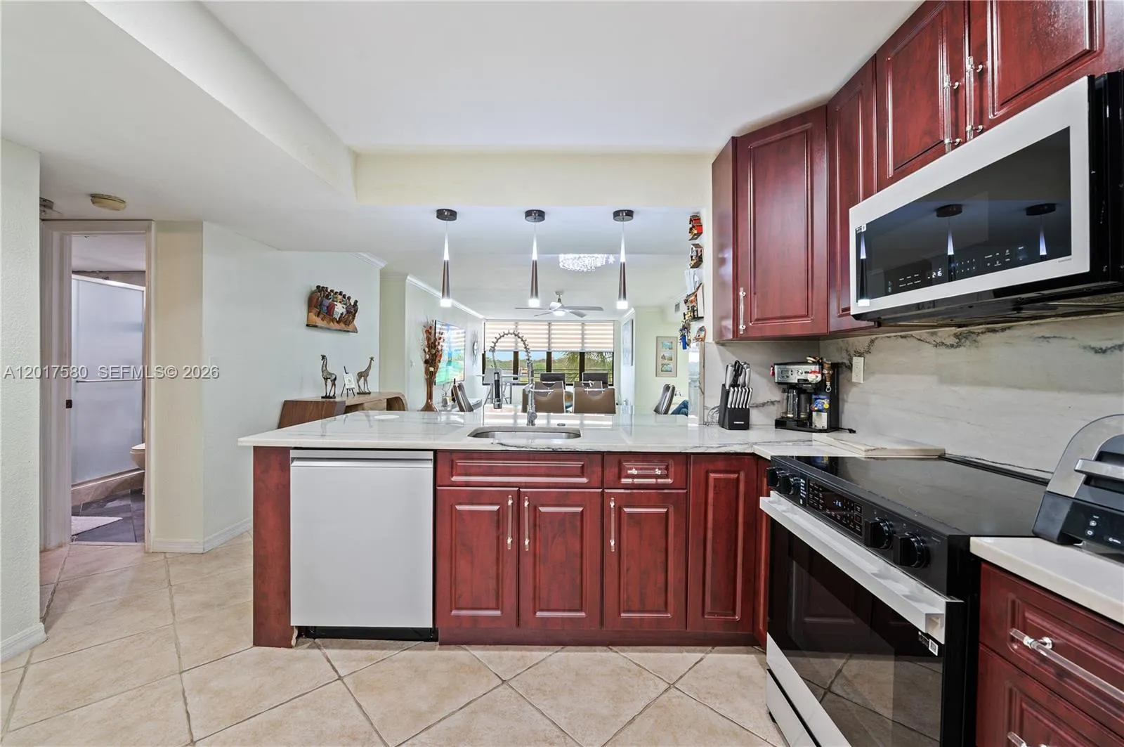 2768 S Carambola Cir S # 403, Coconut Creek FL 33066