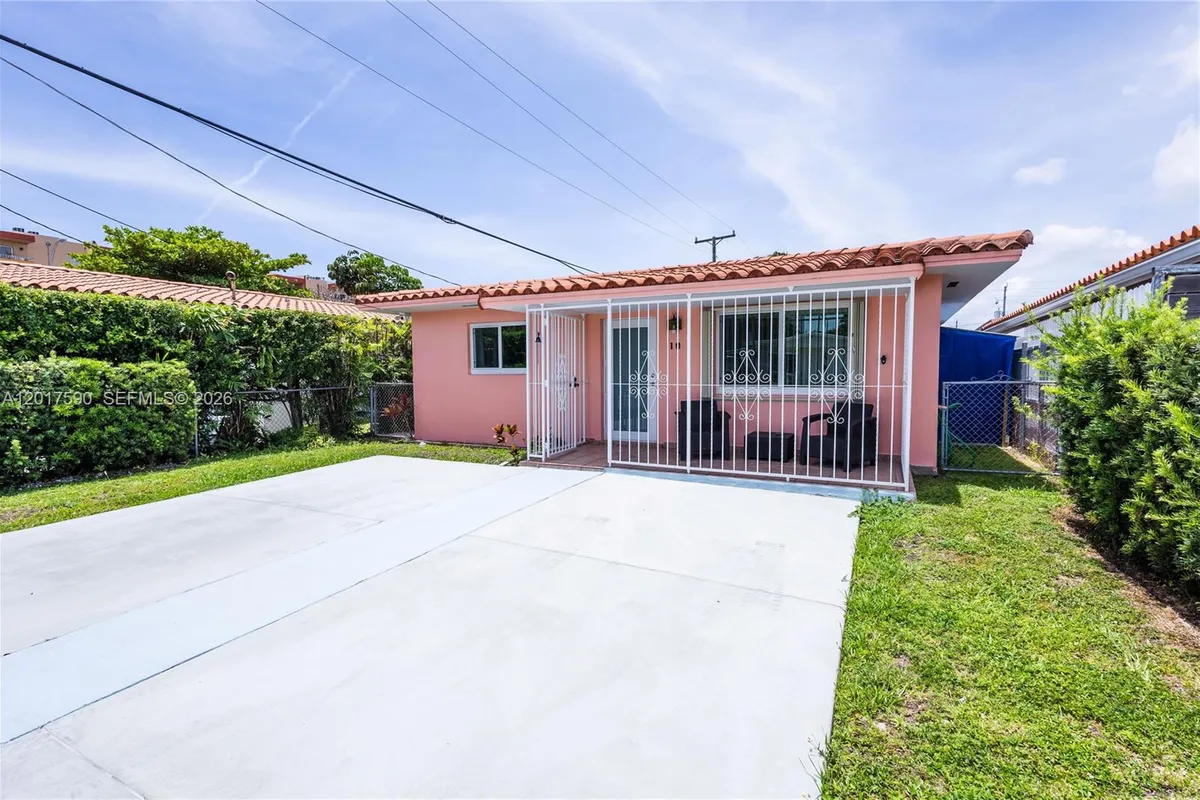 10 NW 60th Ct, Miami FL 33126