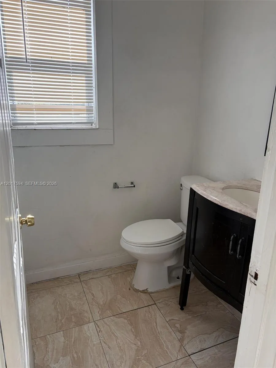 4701 SW 8th St # 6, Miami FL 33134