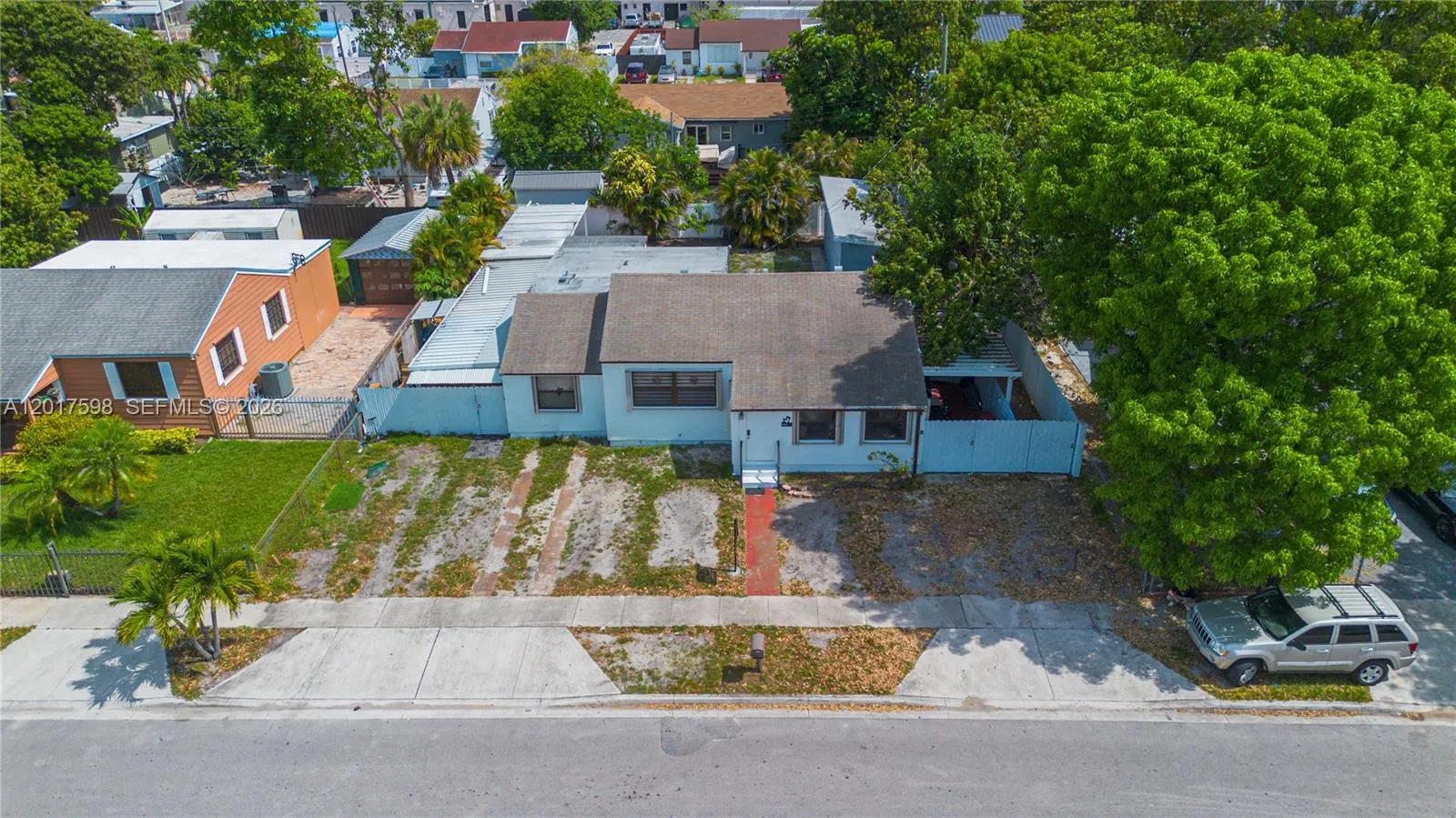 661 E 7th St, Hialeah FL 33010