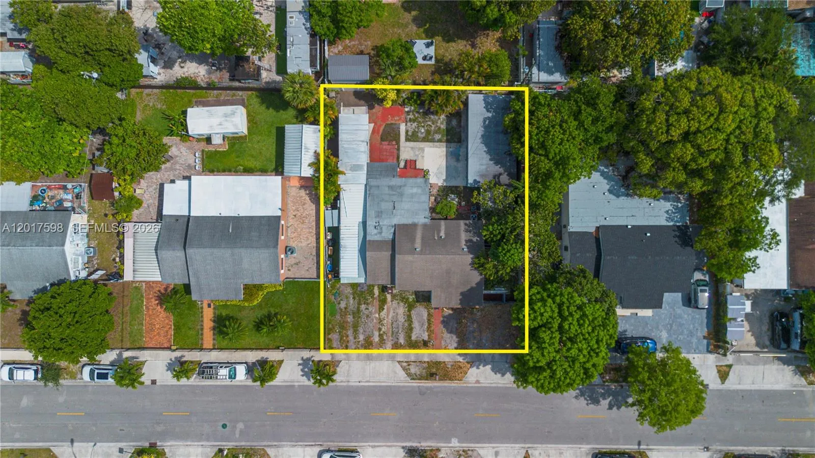 661 E 7th St, Hialeah FL 33010