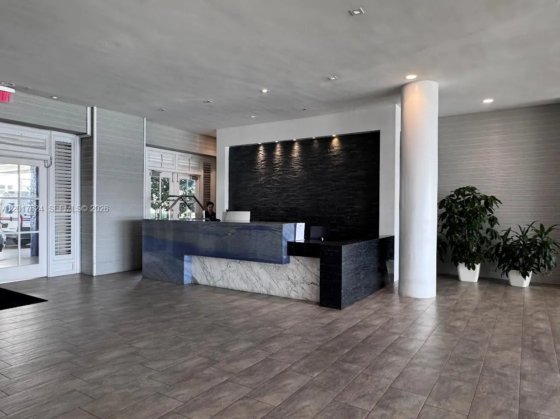 800 West Ave # 441, Miami Beach FL 33139