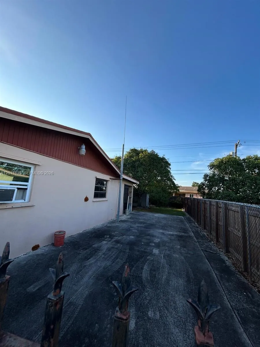 12051 SW 178th Ter, Miami FL 33177