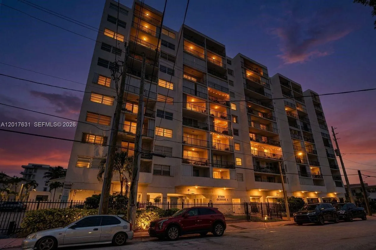 7850 Byron Ave # 702, Miami Beach FL 33141