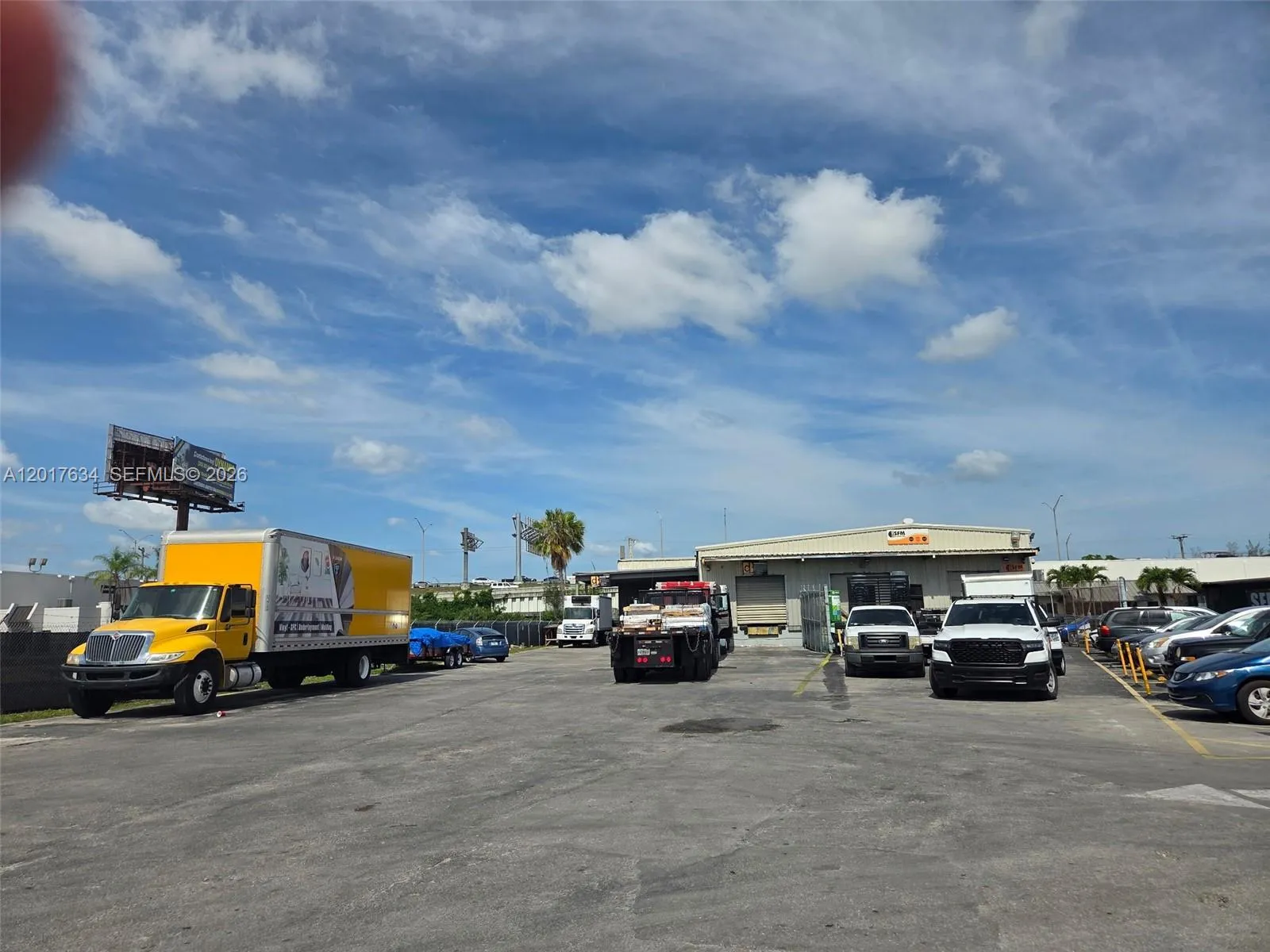 7500 NW 74th Ave, Medley FL 33166