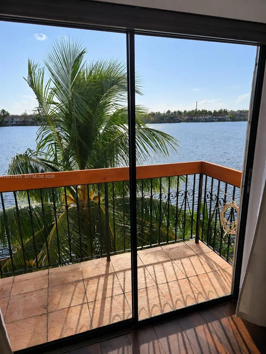 5650 W 26th Ct # 207, Hialeah FL 33016