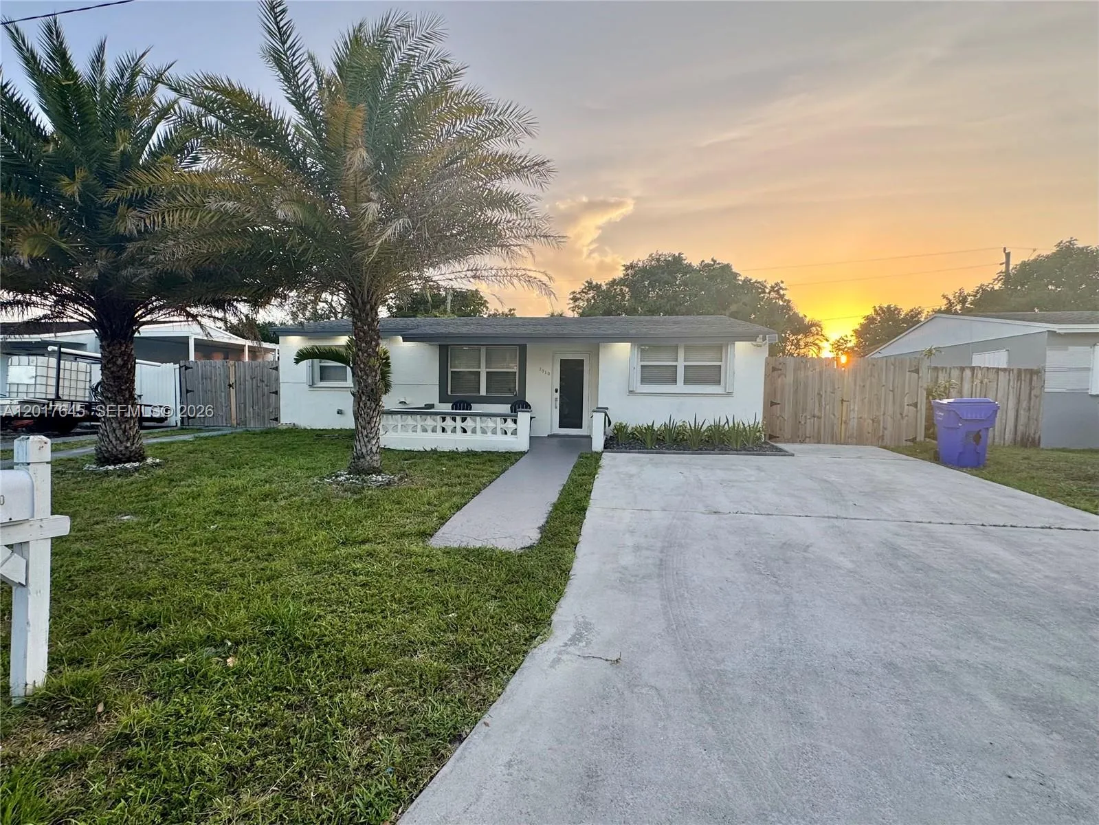 3010 N 73rd Ave, Hollywood FL 33024