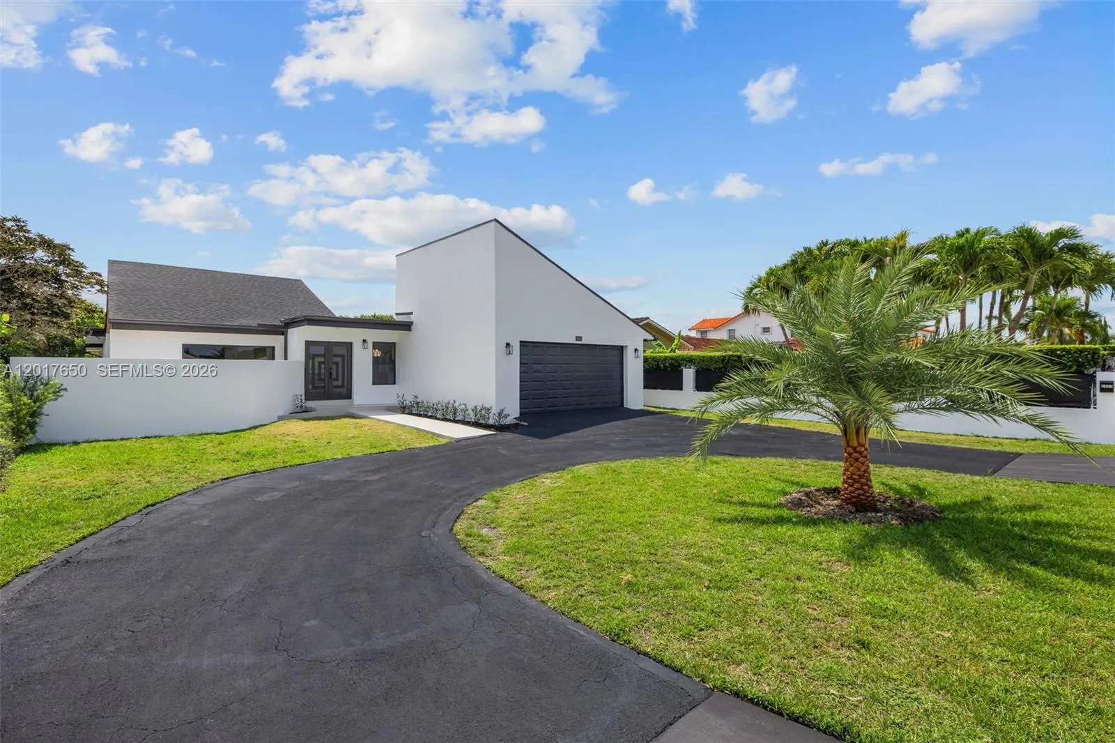 4 bedroom 2 bath for sale at 2851 SW 117th Ave, Miami FL 33175