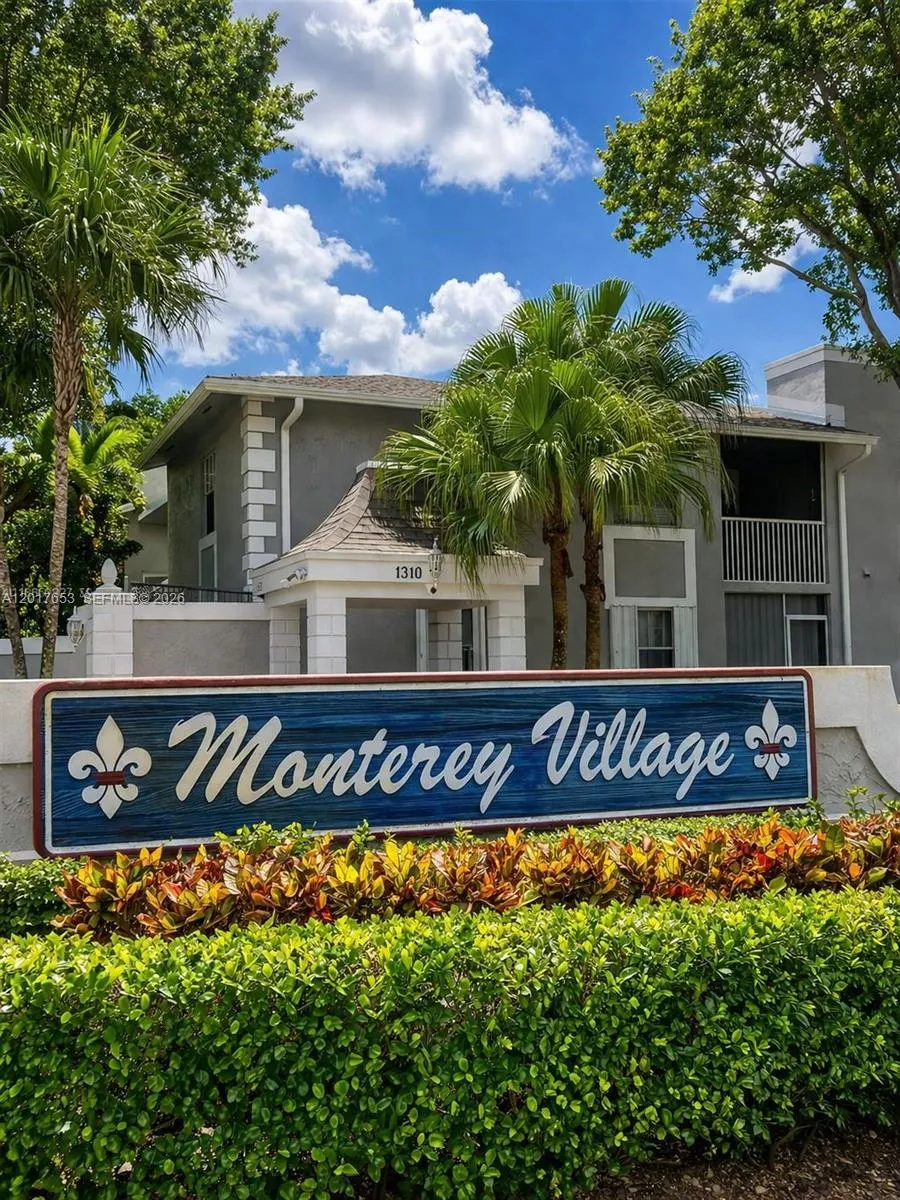 464 NE 210th Circle Ter # 204, Miami FL 33179