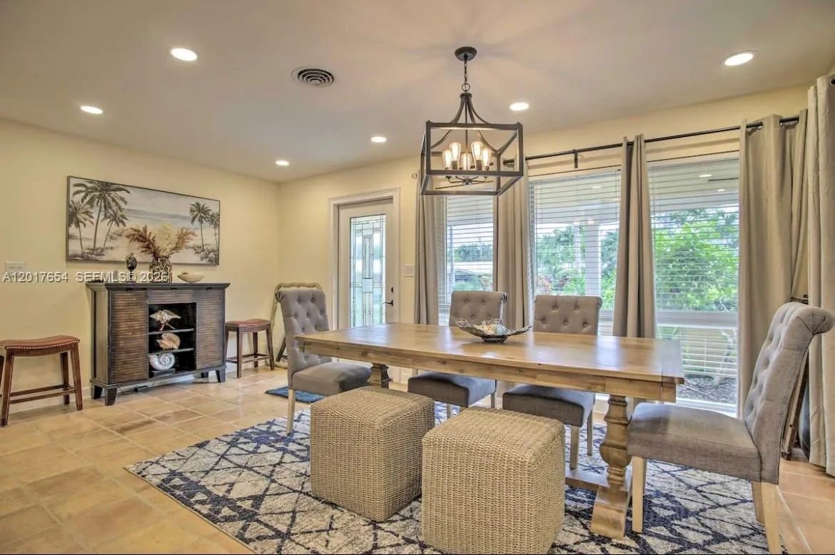 2169 Imperial Point Dr, Fort Lauderdale FL 33308