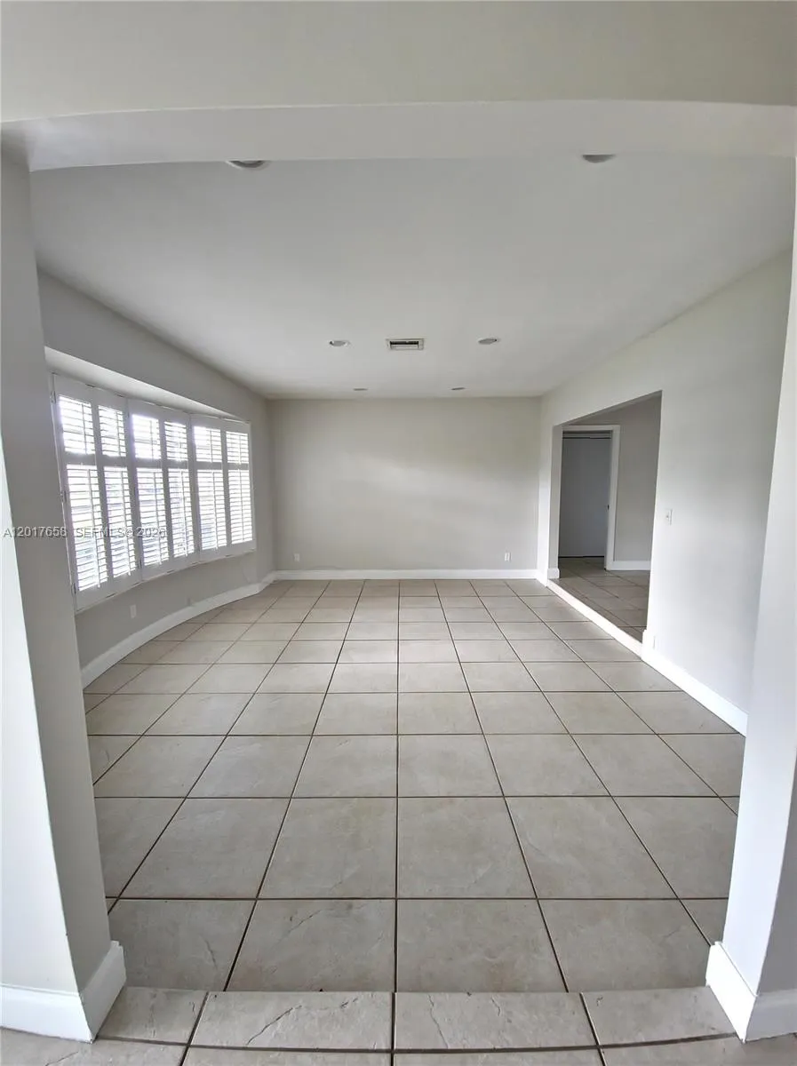 4900 Cleveland St, Hollywood FL 33021