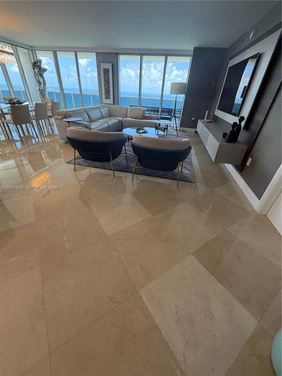 1800 S Ocean Dr # 3701, Hallandale Beach FL 33009