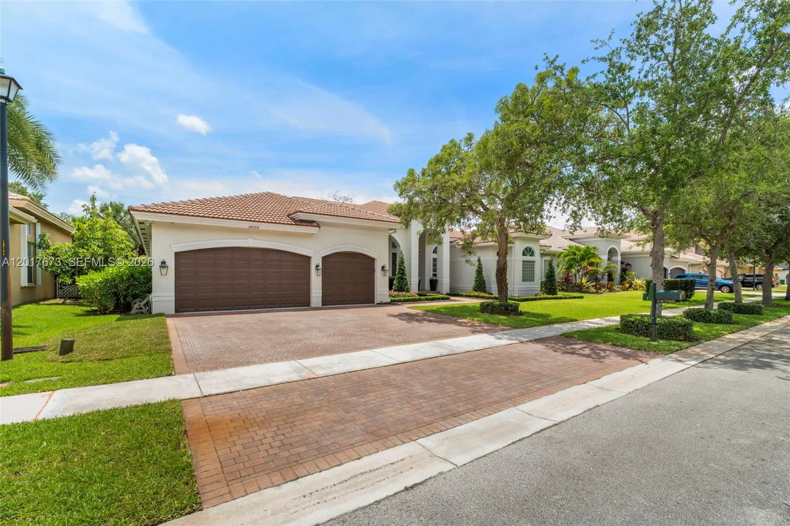 5 bedroom 3 bath for sale at 18700 SW 39th Ct, Miramar FL 33029