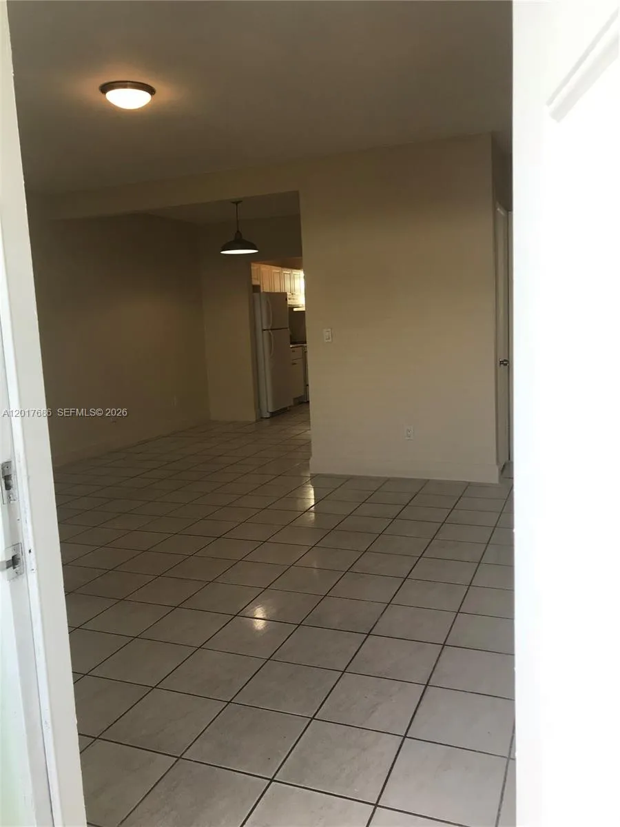 745 81st St # 3, Miami Beach FL 33141