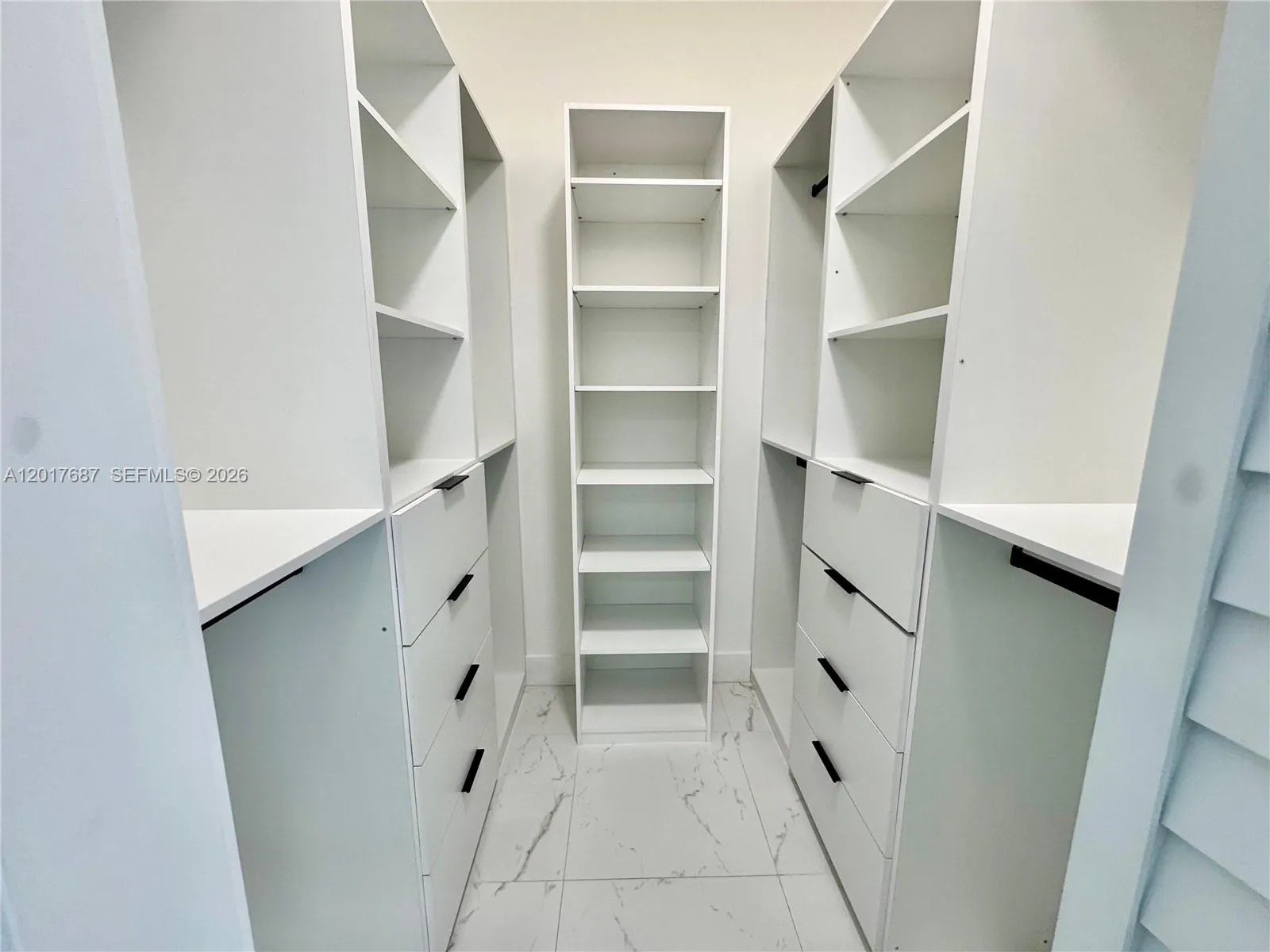 421 NW 13th Ave # A, Miami FL 33125
