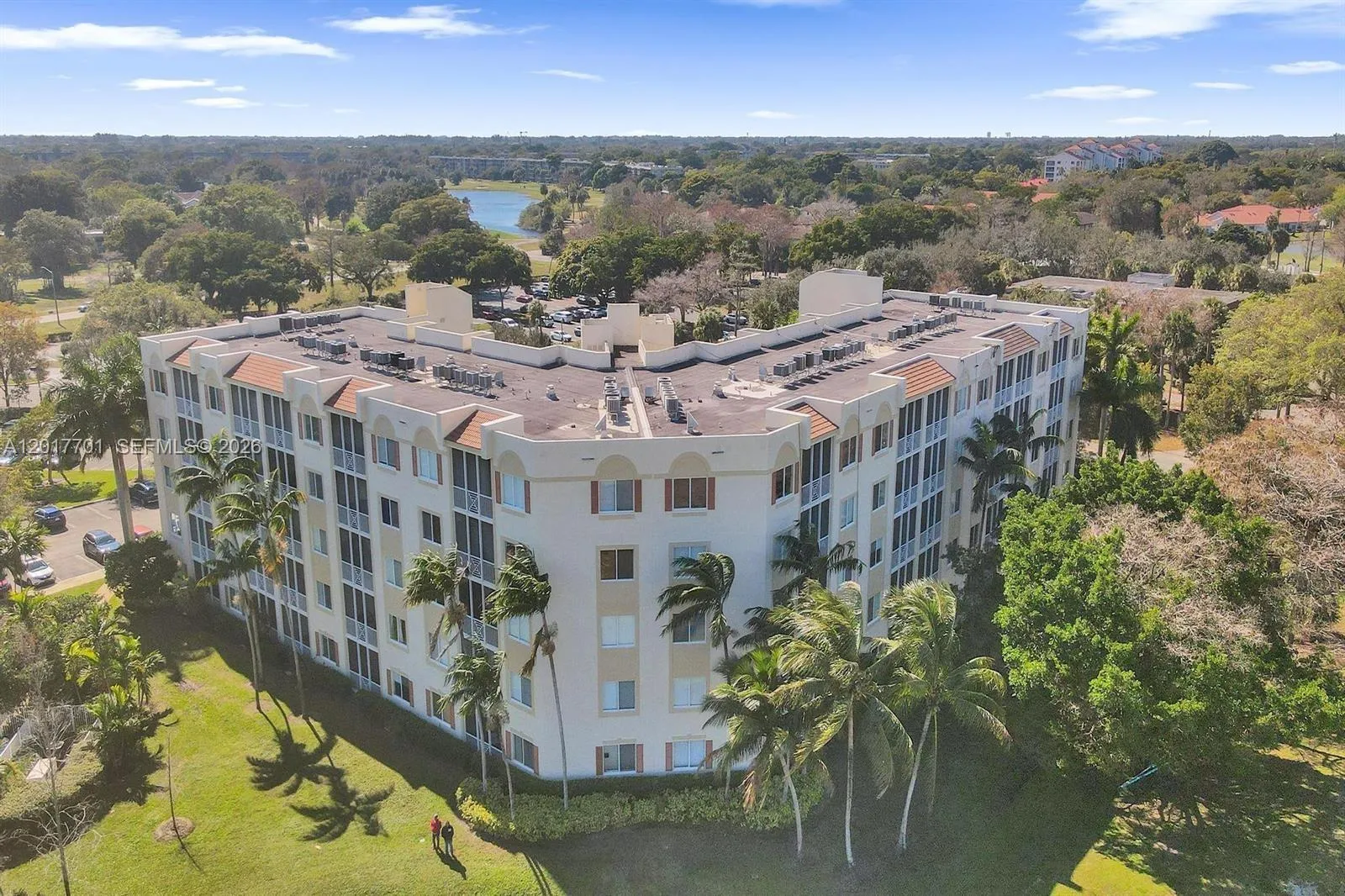 3 bedroom 2 bath for sale at 3600 Oaks Clubhouse Dr # 511, Pompano Beach FL 33069
