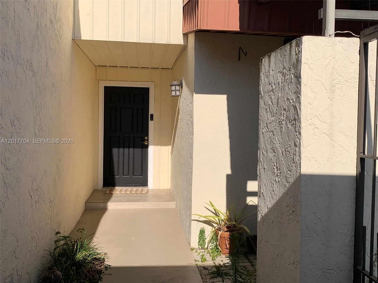 7655 SW 106th Ave, Miami FL 33173