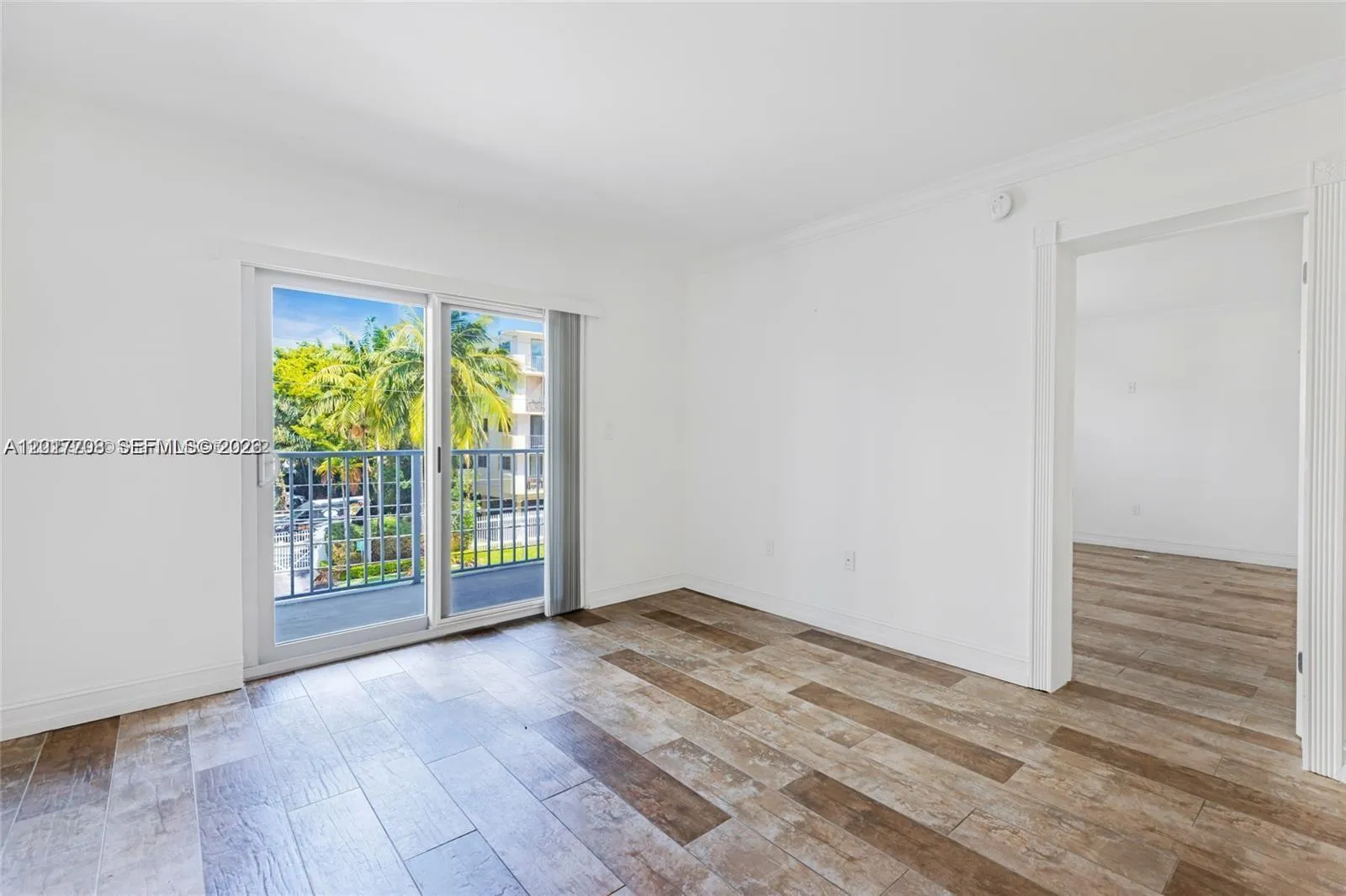 1674 Bay Rd # 302, Miami Beach FL 33139