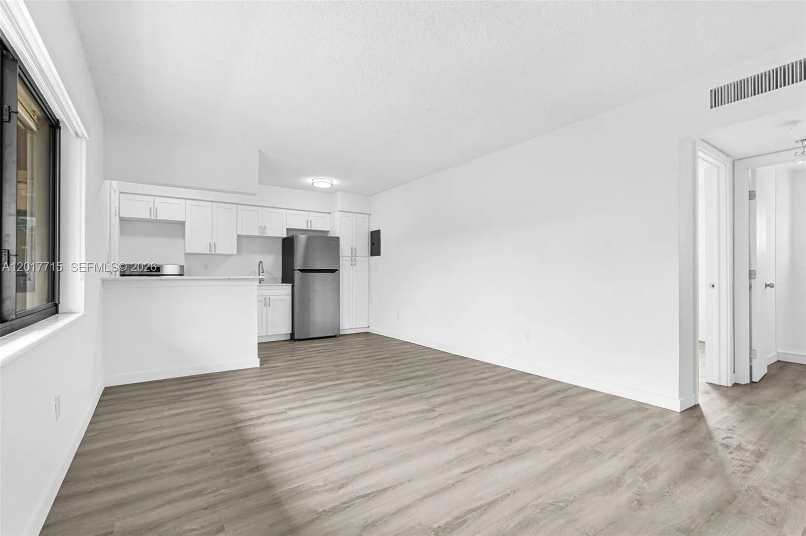 13210 Memorial Hwy # 213, North Miami FL 33161