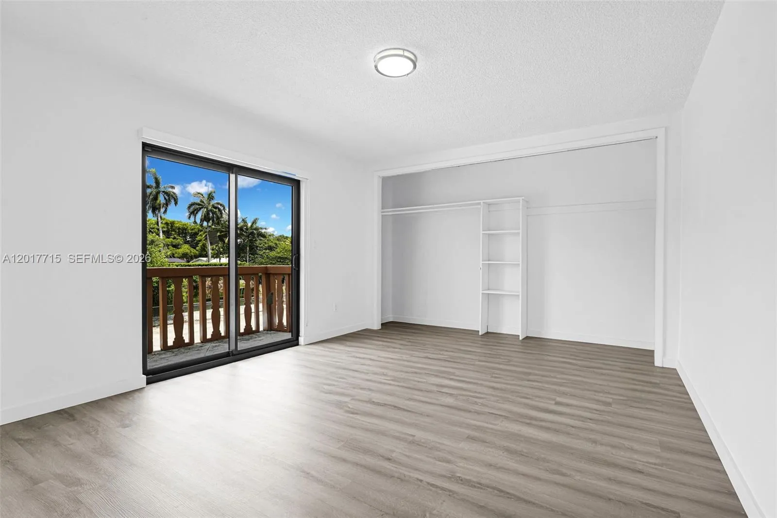 13210 Memorial Hwy # 213, North Miami FL 33161