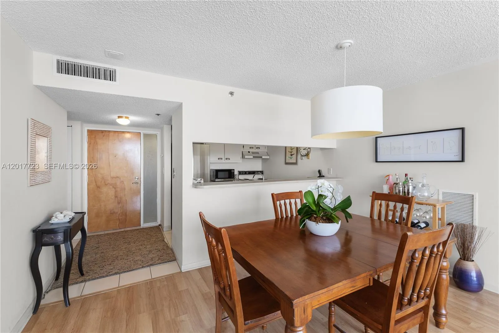 7601 E Treasure Dr # 2001, North Bay Village FL 33141
