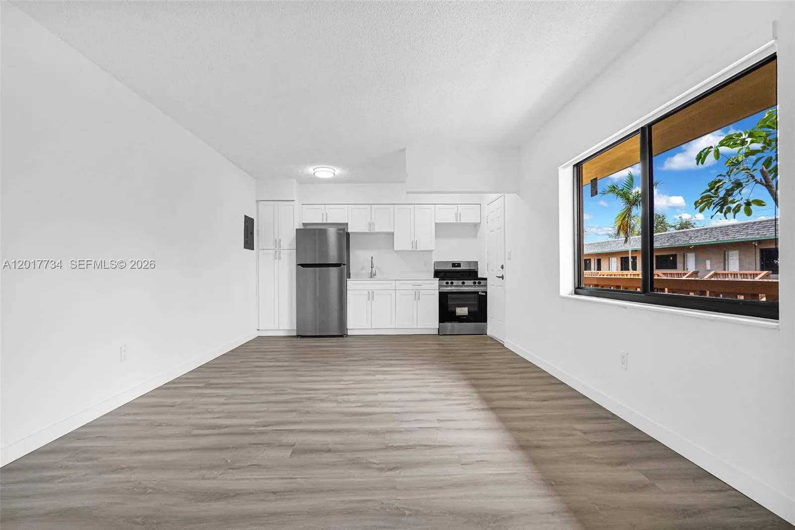 13210 Memorial Hwy # 116, North Miami FL 33161