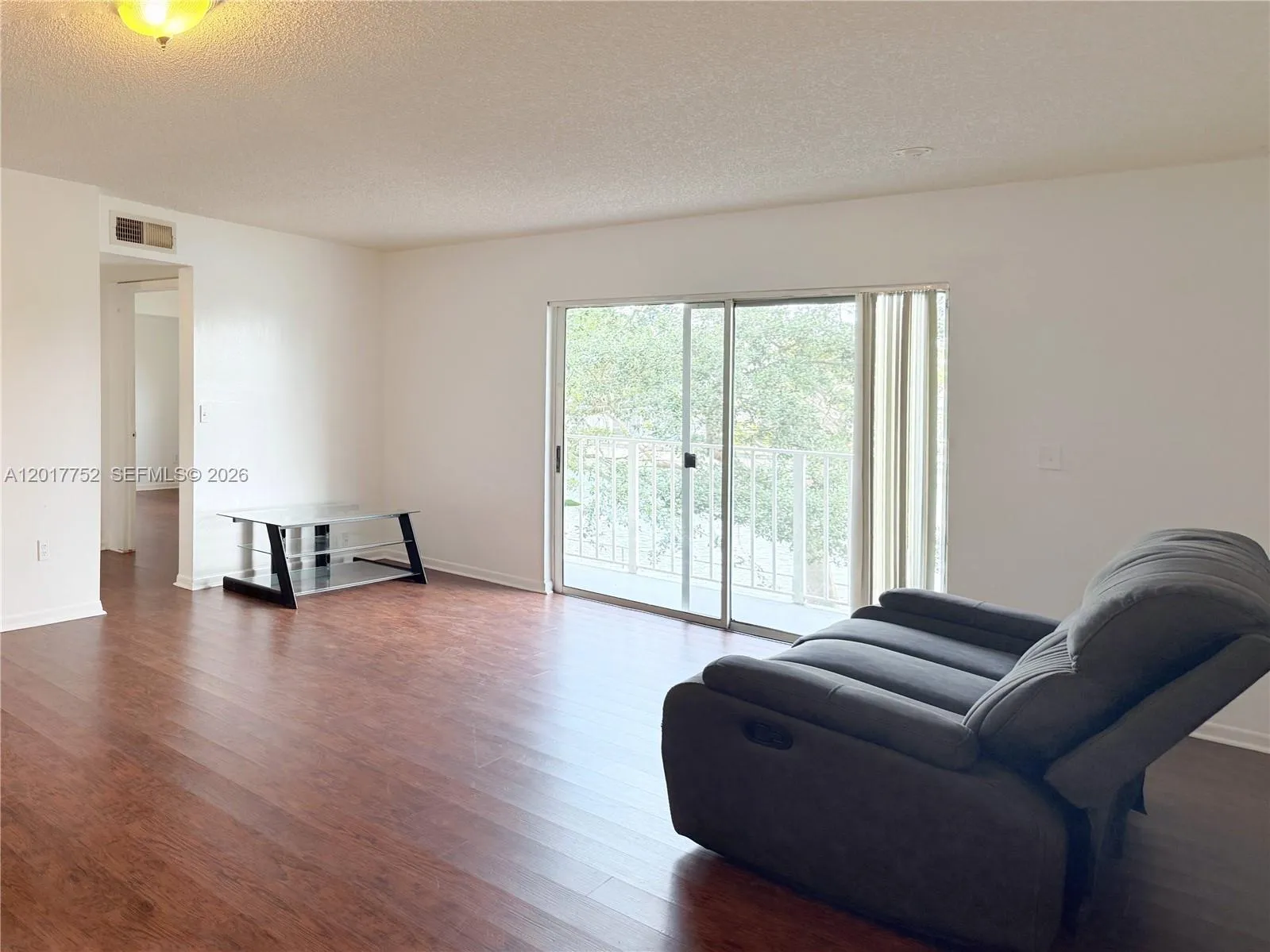 8260 SW 210th St # 108, Cutler Bay FL 33189