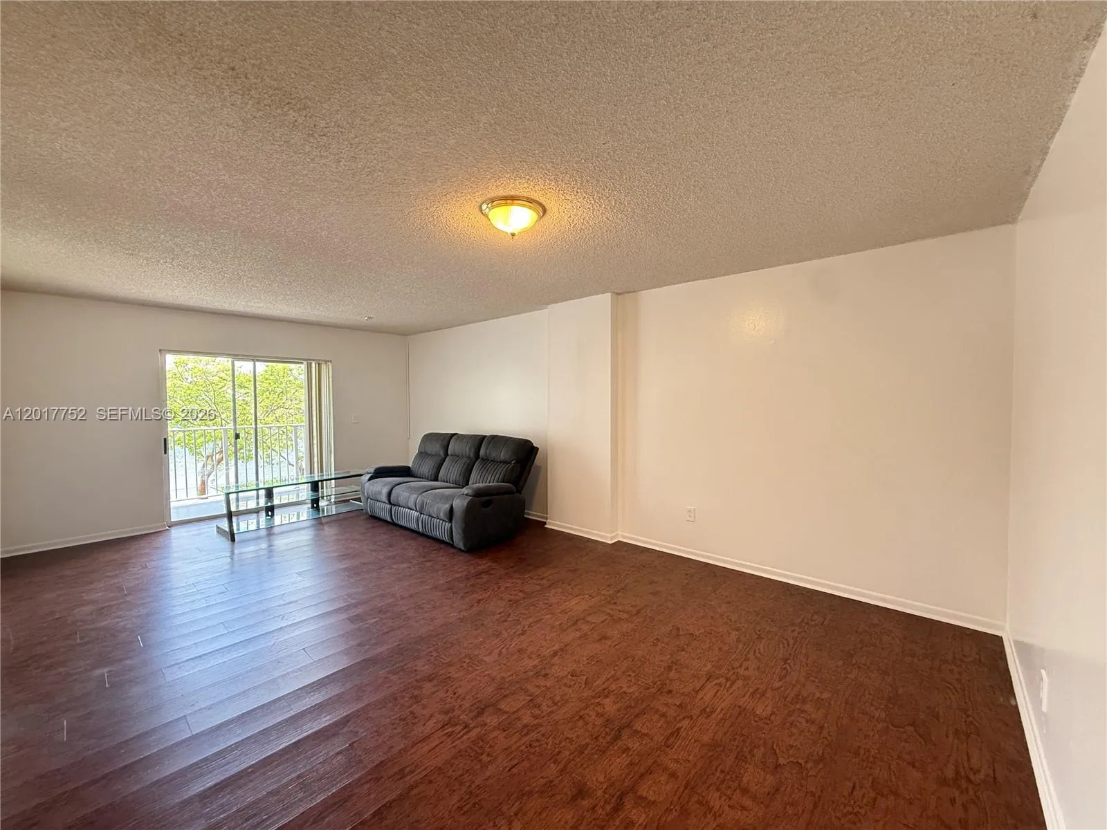 8260 SW 210th St # 108, Cutler Bay FL 33189