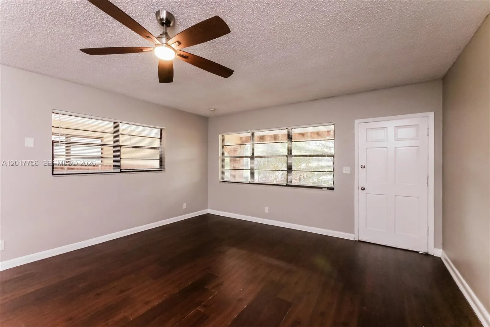 830 E Evanston Cir, Fort Lauderdale FL 33312