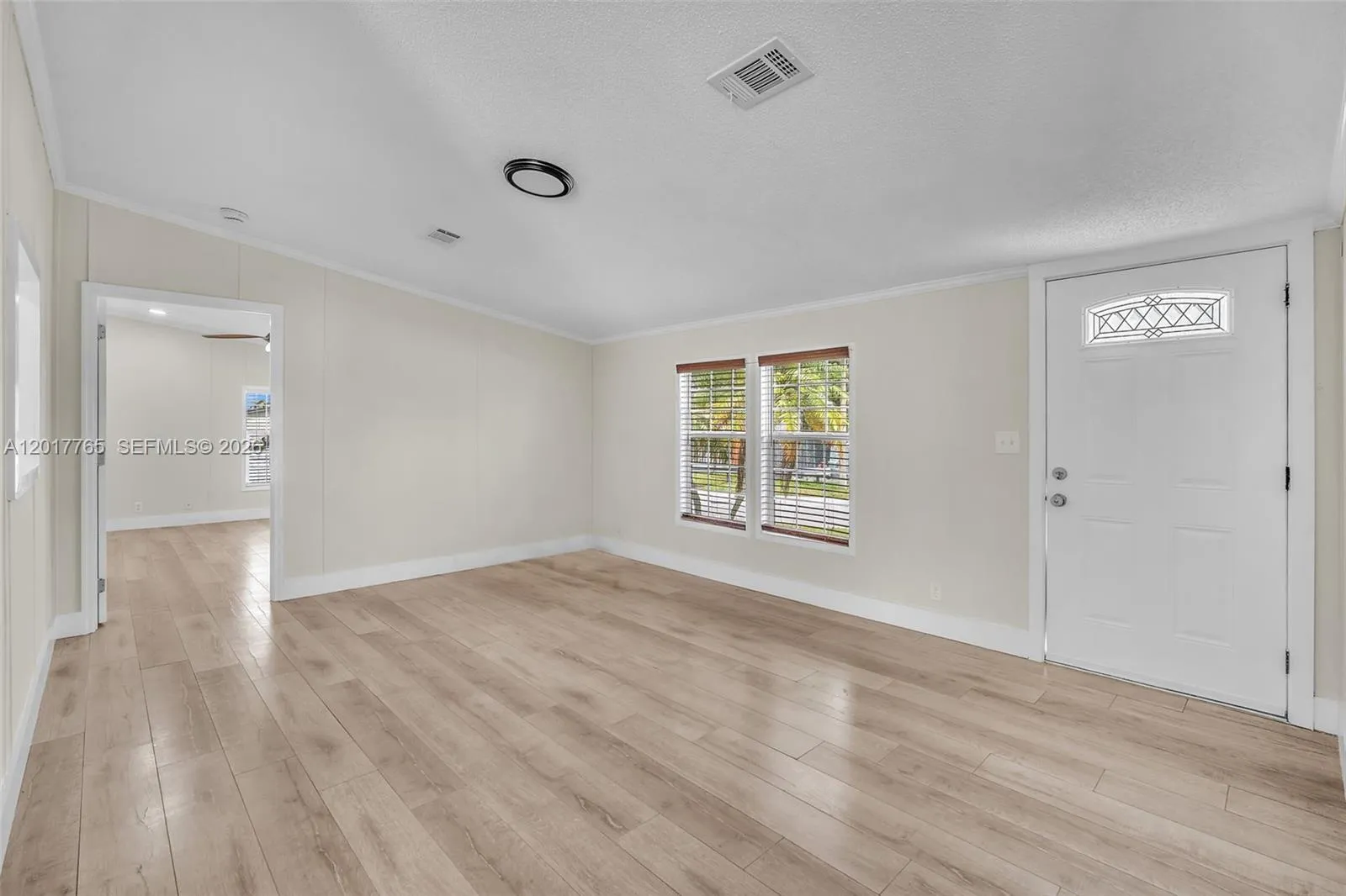730 NW 217th Ter, Pembroke Pines FL 33029